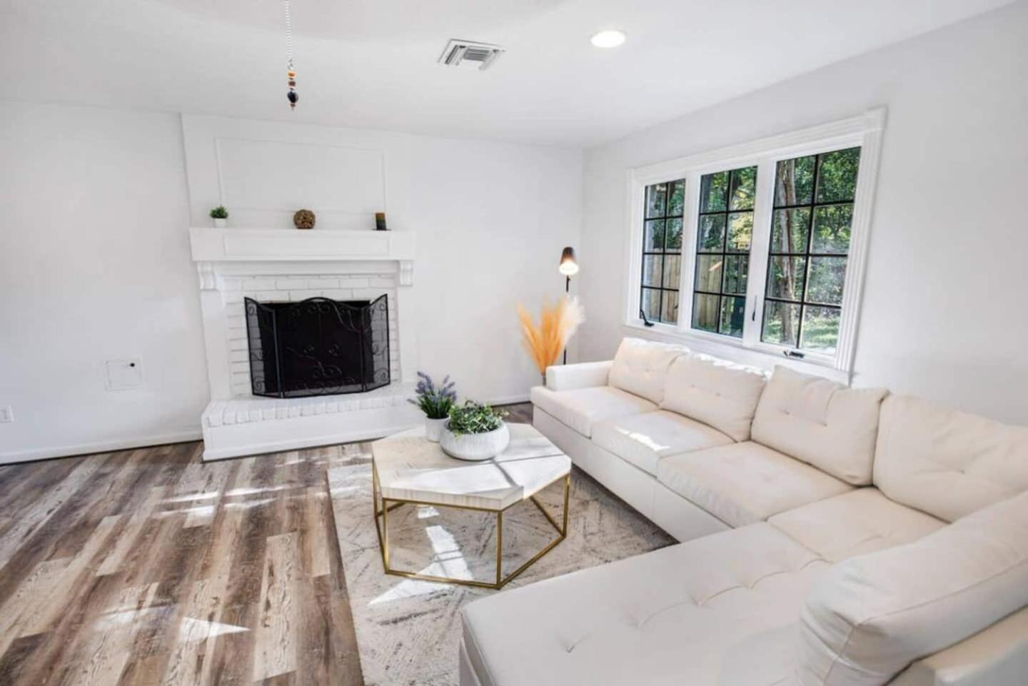 Sunmeadow Manor Retreat Friendswood Exterior foto